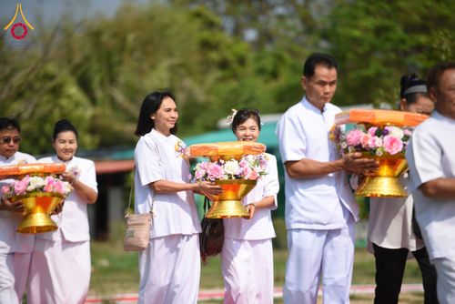 ภาพ No.131468:พิธีทอดผ้าป่ายกค้ำฟ้ามหามงคล อาคาร 80 ปี หลวงพ่อธัมมชโย ณ ศูนย์ปฏิบัติธรรมวิหารแดง ต.เจริญธรรม อ.วิหารแดง จ.สระบุรี วันที่ 17 มีนาคม พ.ศ. 2567