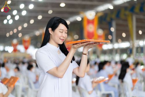 ภาพ No.134260:พิธีทอดผ้าป่าสมทบ มหาสังฆทาน 10,000 วัด ทั่วไทย วันอาทิตย์ต้นเดือนที่ 7 เมษายน พ.ศ.2567 ณ ห้องแก้วสารพัดนึก 1 สภาธรรมกายสากล  วัดพระธรรมกาย จ.ปทุมธานี