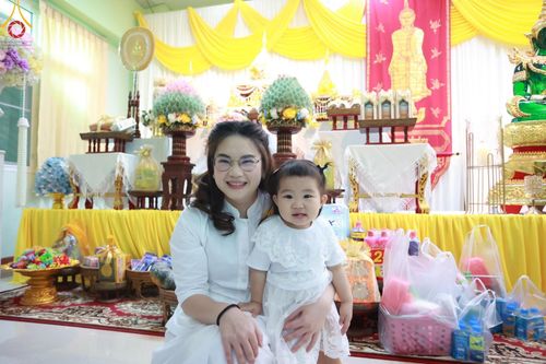 ภาพ No.182265:พิธีทอดกฐิน ณ วัดกล้วย จ.นนทบุรี ในโครงการทอดกฐินสามัคคีทั่วไทย 30,000 วัด บูชาธรรม 80 ปี หลวงพ่อธัมมชโย โดยคณะศิษยานุศิษย์วัดพระธรรมกาย วันที่ 9 พฤศจิกายน พ.ศ. 2567