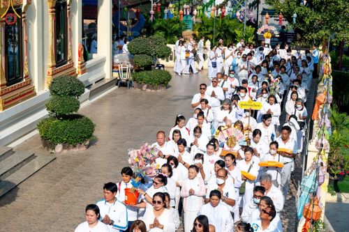 ภาพ No.199216:พิธีทอดผ้าป่าทำนุบำรุงศาสนสถาน ณ วัดลำพญา ตำบลลำพญา อำเภอบางเลน จังหวัดนครปฐม ในโครงการธรรมยาตรา กตัญญูบูชา มหาปูชนียาจารย์ พระมงคลเทพมุนี(สด จนฺทสโร) พระผู้ปราบมาร อนุสรณ์สถาน 7 แห่ง ปีที่ 13 วันที่ 21 มกราคม พ.ศ. 2568