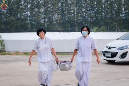 ภาพ No.135234:พิธีขอขมารับผ้าไตร, พิธีบรรพชา ในโครงการบรรพชาสามเณร ฟื้นฟูพระพุทธศาสนาทั่วไทย ณ ศูนย์อบรมเยาวชนกาญจนบุรี วันที่ 6 เมษายน พ.ศ. 2567