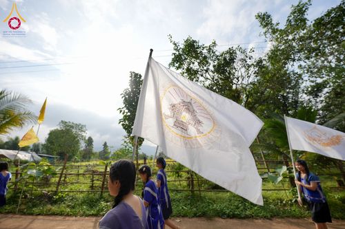 ภาพ No.175499:พิธีทอดกฐิน วัดดงดินแดง อ.อมก๋อย จ.เชียงใหม่ ในโครงการกฐินสามัคคีทั่วไทย 30,000 วัด บูชาธรรม 80 ปี หลวงพ่อธัมมชโย โดยคณะศิษยานุศิษย์วัดพระธรรมกาย วันที่ 9 พฤศจิกายน พ.ศ. 2567