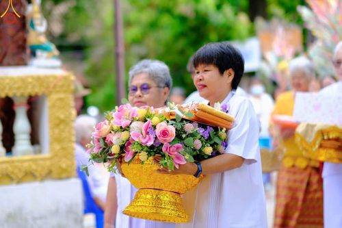 ภาพ No.170431:พิธีทอดกฐิน ณ วัดดอนแก้ว อ.แม่ระมาด จ.ตาก ในโครงการกฐินสามัคคีทั่วไทย 30,000 วัด บูชาธรรม 80 ปี หลวงพ่อธัมมชโย โดยคณะศิษยานุศิษย์วัดพระธรรมกาย วันที่ 27 ตุลาคม พ.ศ. 2567