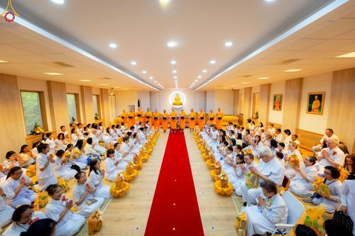 พิธีทอดกฐินวัดพระธรรมกายบูโรส วันอาทิตย์ที่ 12 พฤศจิกายน พ.ศ. 2566 ณ เมือง บูโรส ประเทศสวีเดน