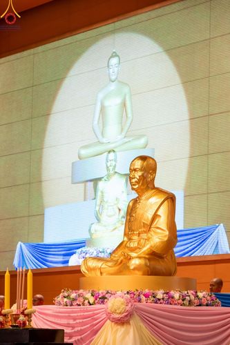 ภาพ No.154228:พิธีบูชาครูผู้ค้นพบวิชชาธรรมกาย ณ สภาธรรมกายสากล วัดพระธรรมกาย วันอังคารที่ 17 กันยายน พ.ศ. 2567