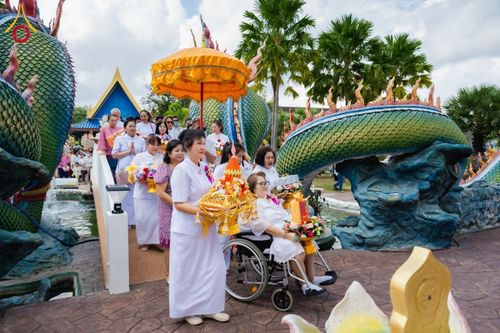 ภาพ No.178705:พิธีทอดกฐิน ณ วัดหนองจับเต่า ต.นาจอมเทียน อ.สัตหีบ จ.ชลบุรี ในโครงการกฐินสามัคคีทั่วไทย 30,000 วัด บูชาธรรม 80 ปี หลวงพ่อธัมมชโย โดยคณะศิษยานุศิษย์วัดพระธรรมกาย วันที่ 15 พฤศจิกายน พ.ศ. 2567