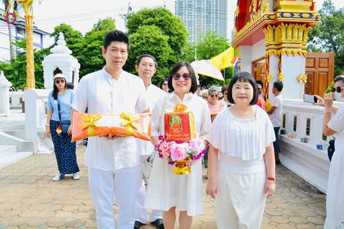 ภาพ No.167945:พิธีทอดกฐิน ณ วัดแคนอก จ.นนทบุรี ในโครงการกฐินสามัคคีทั่วไทย 30,000 วัด บูชาธรรม 80 ปี หลวงพ่อธัมมชโย โดยคณะศิษยานุศิษย์วัดพระธรรมกาย วันที่ 20 ตุลาคม พ.ศ. 2567