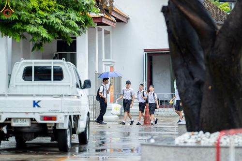 ภาพ No.184858:กิจกรรมวันรวมพลังเด็กดี V-Star ผู้นำฟื้นฟูศีลธรรมโลก กรุงเทพมหานคร ณ วัดมหาธาตุยุวราชรังสฤษฎิ์ราชวรมหาวิหาร กรุงเทพมหานคร ในวันที่ 13 ธันวาคม พ.ศ. 2567