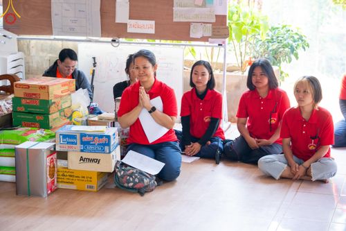 ภาพ No.140291:Photo Story มหัศจรรย์วัดดงดินแดง  EP.8  ภาพการเตรียมงาน การปฎิบัติงาน ของเหล่าผู้ทุ่มเทและเสียสละ เพื่อความสำเร็จของความมหัศจรรย์ ณ วัดดงดินแดง ต.ม่อนจอง อ.อมก๋อย จ.เชียงใหม่ วันที่ 1-7 เมษายน พ.ศ. 2567