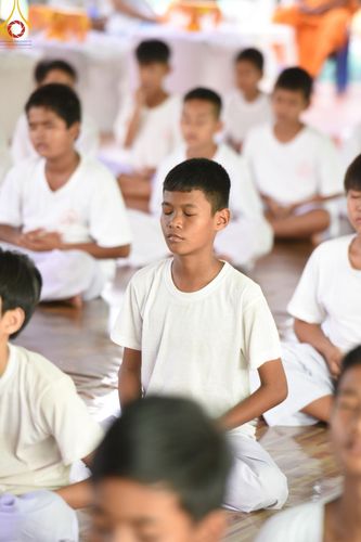 ภาพ No.133170:พิธีตัดปอยผม ธรรมทายาท โครงการสามเณรฟื้นฟูพระพุทธศาสนาทั่วไทย ณ ศูนย์ปฏิบัติธรรมวิหารแดง ตำบลเจริญธรรม อำเภอวิหารแดง จ.สระบุรี  วันที่ 31  มีนาคม พ.ศ. 2567