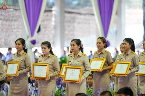 ภาพ No.125589:พิธีมอบโล่และทุนการศึกษา โครงการโรงเรียนส่งเสริมศีลธรรม  "นักบุญขุนเขา" ครั้งที่ ๒ ณ อาคารธรรมสภา วัดบ้านขุน ตำบลบ่อหลวง อำเภอฮอด จังหวัดเชียงใหม่ วันอังคารที่ ๒๗ กุมภาพันธ์ พ.ศ.๒๕๖๗