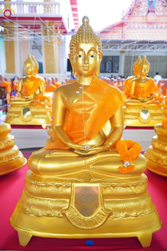 ภาพ No.186373:พิธีบรรจุพระบรมสารีริกธาตุ และพิธีพุทธาภิเษกองค์พระประธาน 150 องค์  ส่งประดิษฐาน ณ ดินแดนพุทธภูมิ อินเดีย-เนปาล ณ วัดประยูรธรรมาราม อ.ลำลูกกา จ.ปทุมธานี วันอาทิตย์ที่ 15 ธันวาคม พ.ศ. 2567