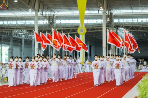 ภาพ No.88906:พิธีทอดผ้าป่าสมทบกฐินครั้งที่ 2 วันศุกร์ที่ 29 กันยายน พ.ศ. 2566 วันเพ็ญขึ้น 15 ค่ำ เดือน 10 ณ ห้องแก้วสารพัดนึก 1 วัดพระธรรมกาย