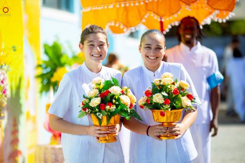 ภาพ No.270366:วันอาทิตย์ที่ 19 ตุลาคม พ.ศ. 2568 พิธีทอดกฐินสามัคคี เพื่อสถาปนากุฏิสงฆ์  น้อมถวายเป็นพุทธบูชาและบูชาธรรม แด่หลวงพ่อธัมมชโย ณ วัดพุทธเคปทาวน์  ประเทศสาธารณรัฐแอฟริกาใต้