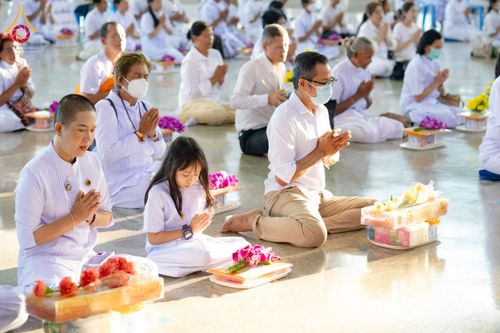 ภาพ No.209290:วันอาทิตย์ที่ 2 มีนาคม พ.ศ. 2568 พิธีตักบาตร ข้าวสารอาหารแห้ง ณ บ้านแก้วเรือนทองคุณยายฯ สภาธรรมกายสากล วัดพระธรรมกาย