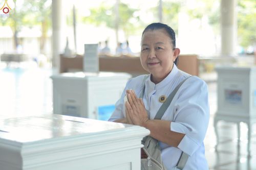 ภาพ No.246959:วันที่ 20 กันยายน พ.ศ. 2568 พิธีถวายเมนูสวรรค์เพื่อการบรรลุธรรม ณ หอฉันคุณยายอาจารย์ฯ วัดพระธรรมกาย