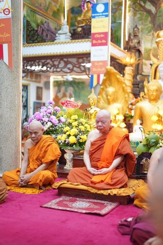 ภาพ No.94160:วัดพระธรรมกาย ร่วมบุญกฐินเวียดนาม เชื่อมสัมพันธไมตรี สร้างสามัคคีสงฆ์ วันที่ 12 พฤศจิกายน พ.ศ. 2566