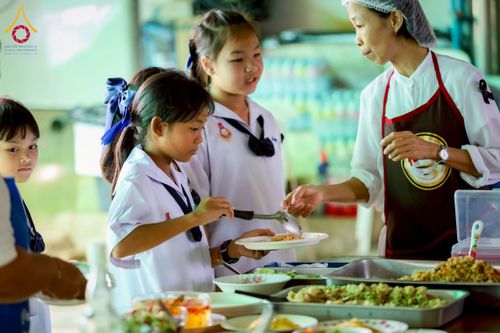 ภาพ No.272510:วันที่ 21 พฤศจิกายน พ.ศ. 2568 รวมพลังเด็กดี V-Star ผู้นำฟื้นฟูศีลธรรมโลก ประจำปี 2568 จังหวัดสุโขทัย ณ ศูนย์ปฏิบัติธรรมสุโขทัย