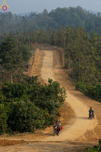 ภาพ No.127552:Photo Story ปฐมบรรพชาชาวพุทธมาร์มา Episode 2/5 วันที่ 6-7 กุมภาพันธ์ พ.ศ. 2567  โครงการบรรพชาครั้งประวัติศาสตร์ แห่งเทือกเขาจิตตะกอง  ครั้งแรกของชาวพุทธมาร์มา บังกลาเทศ บูชาธรรม 80 ปีหลวงพ่อธัมมชโย ณ วัดธัมจักร อรัญกุฏิ เมืองรัมการ์ คาร์กาชารี บังกลาเทศ