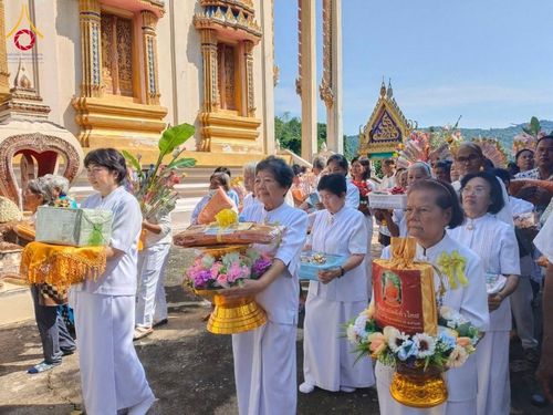 ภาพ No.182465:พิธีทอดกฐิน ณ วัดพัฒนาราม จ.ชัยนาท ในโครงการทอดกฐินสามัคคีทั่วไทย 30,000 วัด บูชาธรรม 80 ปี หลวงพ่อธัมมชโย โดยคณะศิษยานุศิษย์วัดพระธรรมกาย วันที่ 27 ตุลาคม พ.ศ. 2567