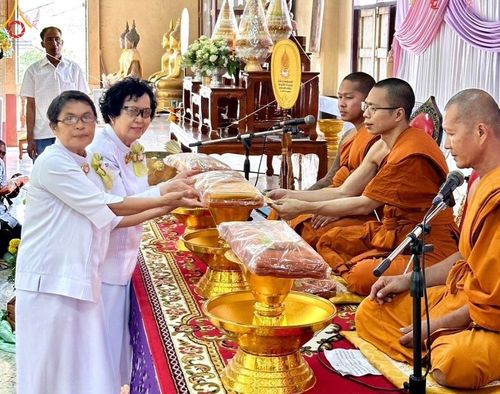 ภาพ No.177065:พิธีทอดกฐิน ณ วัดราษฎร์นิธิยาวาส จ.ชัยนาท ในโครงการทอดกฐินสามัคคีทั่วไทย 30,000 วัด บูชาธรรม 80 ปี หลวงพ่อธัมมชโย โดยคณะศิษยานุศิษย์วัดพระธรรมกาย วันที่ 10 พฤศจิกายน พ.ศ. 2567