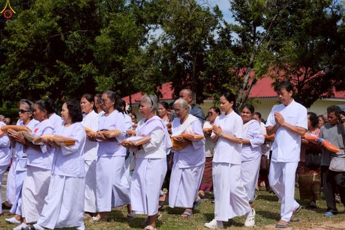 ภาพ No.270484:วันที่ 23 ตุลาคม พ.ศ. 2568 พิธีทอดกฐินสามัคคีทั่วไทย ณ วัดสำโรง ต.สำโรงใหม่ อ.ละหานทราย จ.บุรีรัมย์ โดยคณะศิษยานุศิษย์ บูชาธรรม 81 ปี หลวงพ่อธัมมชโย