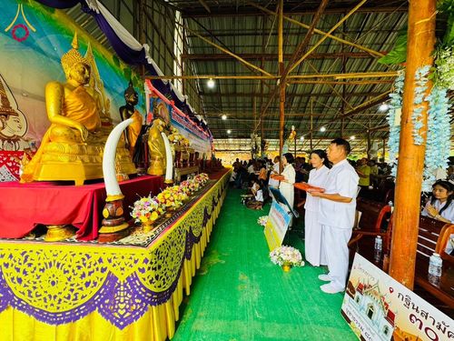 ภาพ No.181853:พิธีทอดกฐิน ณ วัดส้มป่อย ต.ส้มป่อย อ.โนนดินแดง จ.บุรีรัมย์ ในโครงการทอดกฐินสามัคคีทั่วไทย 30,000 วัด บูชาธรรม 80 ปี หลวงพ่อธัมมชโย โดยคณะศิษยานุศิษย์วัดพระธรรมกาย วันที่ 6 พฤศจิกายน พ.ศ. 2567