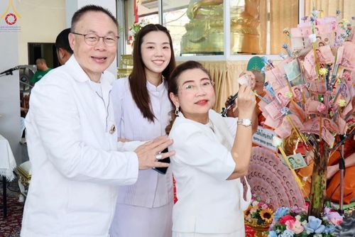 ภาพ No.162641:โครงการกฐินสามัคคีทั่วไทย 30,000 วัด บูชาธรรม 80 ปี หลวงพ่อธัมมชโย โดย คณะศิษยานุศิษย์วัดพระธรรมกาย ณ วัดกาหลง จ.สมุทรสาคร วันที่ 19 ตุลาคม พ.ศ. 2567