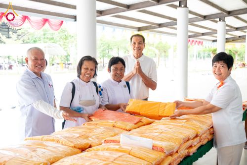 ภาพ No.166962:พิธีทอดกฐินสามัคคี เพื่อปรับปรุงระบบสาธารณูปการ ณ ศูนย์ปฏิบัติธรรมภาคใต้ อ.บางกล่ำ จ.สงขลา วันอาทิตย์ที่ 20 ตุลาคม พ.ศ. 2567