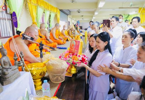 ภาพ No.162634:โครงการกฐินสามัคคีทั่วไทย 30,000 วัด บูชาธรรม 80 ปี หลวงพ่อธัมมชโย โดย คณะศิษยานุศิษย์วัดพระธรรมกาย ณ วัดไทยเจริญ จ.นนทบุรี วันที่ 19 ตุลาคม พ.ศ. 2567