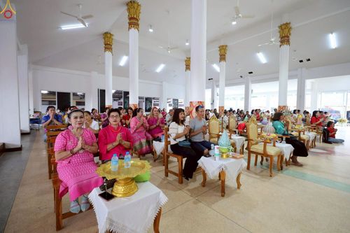 ภาพ No.253942:วันที่ 12 ตุลาคม พ.ศ. 2568 พิธีทอดกฐินสามัคคีทั่วไทย 30,000 วัด โดยคณะศิษยานุศิษย์ บูชาธรรม 81 ปี หลวงพ่อธัมมชโย ณ วัดเนินบุญญาราม(ต้นมะม่วง) อ.ศรีราชา จ.ชลบุรี