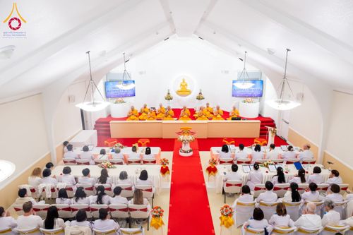 ภาพ No.174968:พิธีทอดกฐิน วัดพระธรรมกายซิลิคอนวัลเลย์ มลรัฐแคลิฟอร์เนีย ประเทศสหรัฐอเมริกา บูชาธรรม 80 ปี หลวงพ่อธัมมชโย โดยคณะศิษยานุศิษย์วัดพระธรรมกาย วันที่ 27 ตุลาคม พ.ศ. 2567