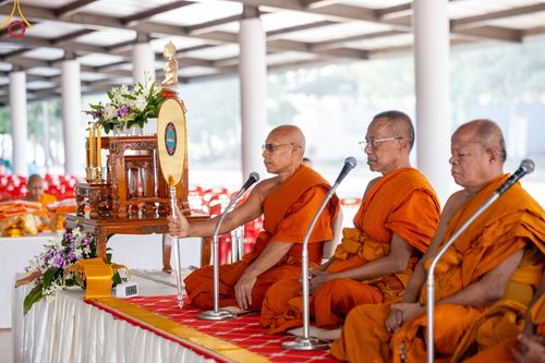 ภาพ No.123838:พิธีถวายสังฆทาน 323 วัด 4 จังหวัดชายแดนภาคใต้ ครั้งที่ 166 ณ ศูนย์ปฏิบัติธรรมภาคใต้ อ.บางกล่ำ จ.สงขลา วันเสาร์ที่ 17 กุมภาพันธ์ พ.ศ. 2567