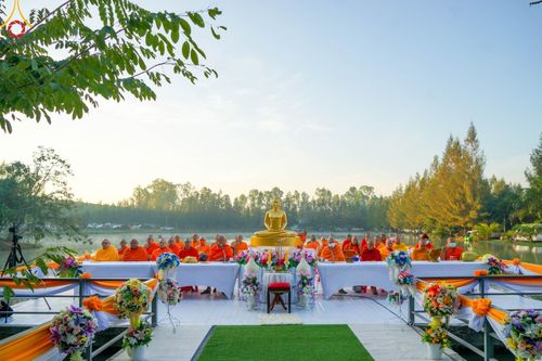 ภาพ No.104958:พิธีตักบาตรพระ ๑,๐๐๐ รูป ฉลองเมืองลำปาง ๑,๓๔๓ ปี วันเสาร์ที่ ๓๐ ธันวาคม พ.ศ. ๒๕๖๖ ณ ศูนย์ปฏิบัติธรรมลำปาง อำเภอเมือง จังหวัดลำปาง