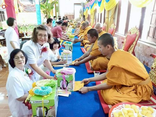 ภาพ No.269514:วันที่ 19 ตุลาคม พ.ศ. 2568 พิธีทอดกฐินสามัคคีทั่วไทย ณ วัดโพธิ์เอน อ.บางกรวย จ.นนทบุรี โดยคณะศิษยานุศิษย์ บูชาธรรม 81 ปี หลวงพ่อธัมมชโย