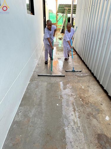 ภาพ No.133399:พิธีขอขมารับผ้าไตร, พิธีบรรพชาสามเณร, สามเณรออกบิณฑบาต ในโครงการบรรพชาสามเณร ฟื้นฟูพระพุทธศาสนาทั่วไทย  ณ ศูนย์ปฏิบัติธรรม และอบรมเยาวชนเมืองยะลา วันที่ 3 เมษายน พ.ศ. 2567