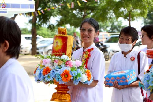 ภาพ No.254015:วันที่ 12 ตุลาคม พ.ศ. 2568 พิธีทอดกฐินสามัคคีทั่วไทย 30,000 วัด โดยคณะศิษยานุศิษย์ บูชาธรรม 81 ปี หลวงพ่อธัมมชโย ณ วัดคลองเกษม(หลวงพ่อลา) อ.หันคา จ.ชัยนาท