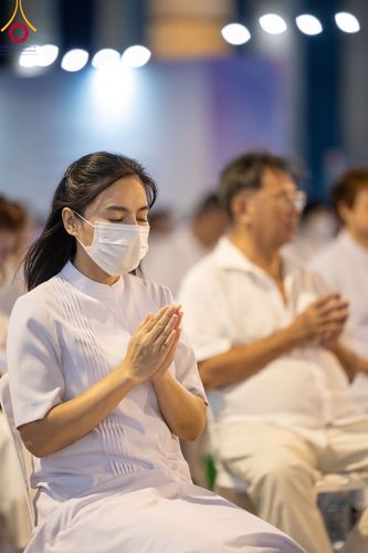 ภาพ No.100083:พิธีฉลองชัย สวดมนต์บทธัมมจักกัปปวัตนสูตร 5,899,999,999 จบ ณ มหารัตนวิหารคด วัดพระธรรมกาย วันจันทร์ที่ 27 พฤศจิกายน พ.ศ. 2566