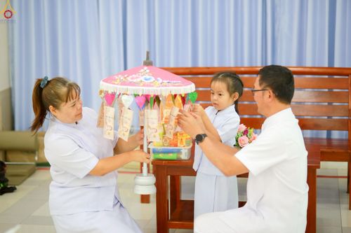 ภาพ No.241762:วันเสาร์ที่ 23 สิงหาคม พ.ศ. 2568 ปฐมผ้าป่าสถาปนาองค์พระเจดีย์ "ซื้อดินปรับพื้นที่ลานธรรม รองรับองค์พระเจดีย์เพื่อสร้างสันติภาพโลก" ณ ศูนย์ปฏิบัติธรรมระยอง (บ้านช่องลม)