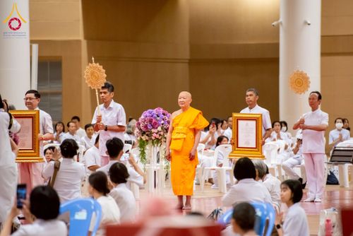 ภาพ No.232469:วันอาทิตย์ที่ 6 กรกฏาคม พ.ศ. 2568 พิธีมุทิตาสักการะพระครูสัญญาบัตร ปีพุทธศักราช 2568 ณ ห้องแก้วสารพัดนึก2 สภาธรรมกายสากล วัดพระธรรมกาย