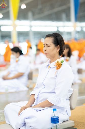 ภาพ No.88095:พิธีมุทิตาสักการะ เปรียญธรรม 9,6,3 และบาลีศึกษา 6,3  พิธีมอบดวงแก้วสามเณรทรงบาลีไวยากรณ์ วันอาทิตย์ 17 กันยายน พ.ศ. 2566 ณ สภาธรรมกายสากล วัดพระธรรมกาย