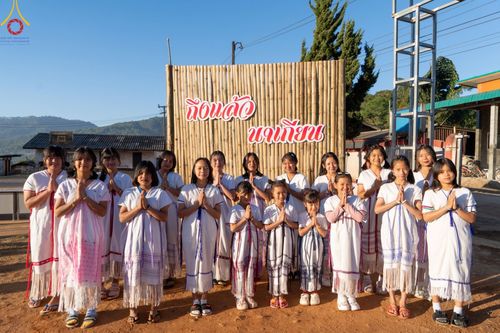 ภาพ No.125194:พิธีตักบาตรเนื่องในวันมาฆบูชา ณ สนามโรงเรียนบ้านนาเกียน  อำเภออมก๋อย จังหวัดเชียงใหม่ วันเสาร์ที่ ๒๔ กุมภาพันธ์ พ.ศ. ๒๕๖๗