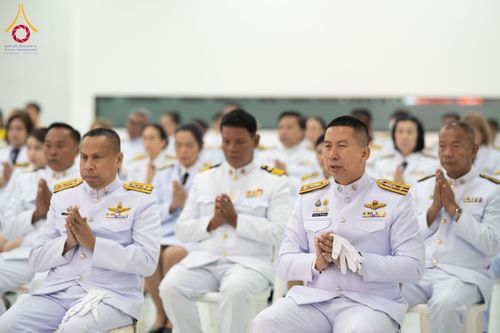 ภาพ No.194716:พิธีเจริญพระพุทธมนต์ และทำบุญตักบาตร ถวายพระราชกุศล แด่พระบาทสมเด็จพระเจ้าอยู่หัว เนื่องในโอกาสพระราชพิธีสมมงคล พระชนมายุเท่าพระบาทสมเด็จพระพุทธยอดฟ้าจุฬาโลกมหาราช สมเด็จพระปฐมบรมกษัตริยาธิราชแห่งพระราชวงศ์จักรี พุทธศักราช 2568 วันที่ 14 มกราคม พ.ศ. 2568