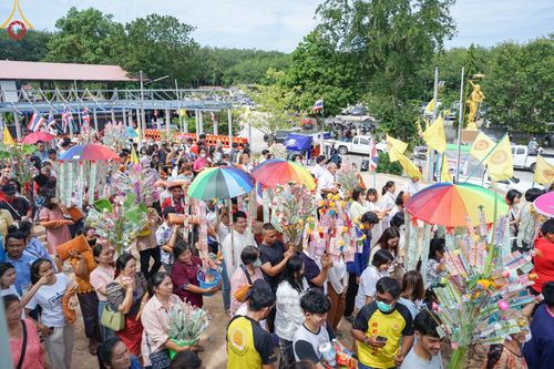 พิธีทอดกฐินสามัคคีทั่วไทย 5,000 วัด  ณ วัดเจ็ดโกรกเจริญธรรม อ.ปลวกแดง จ.ระยอง วันที่ 25 พฤศจิกายน พ.ศ. 2566