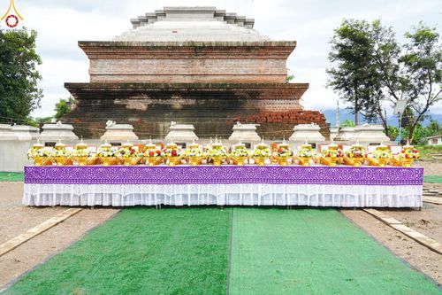 ภาพ No.88490:พิธีถวายพระบรมสารีริกธาตุ องค์พระธรรมกาย ดวงแก้วและรัตนชาติ เพื่อประดิษฐานในพระเจดีย์องค์บริวารของพระธาตุหลวงเงินยวง ณ อำเภอแม่จัน จังหวัดเชียงราย ในวันที่ 17 กันยายน พ.ศ. 2566