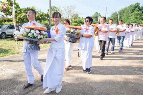 ภาพ No.97996:พิธีทอดกฐินเพื่อสร้างครัวมหาทาน ณ ศูนย์ปฎิบัติธรรมเพชรบูรณ์ ต.นาป่า อ. เมือง จ.เพชรบูรณ์ วันที่ 19 พฤศจิกายน พ.ศ. 2566
