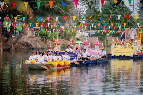 ภาพ No.123804:ขบวนพาเหรดเรือในพิธีเปิดโครงการแข่งขันเรือพาย อบต.คลองสาม ประจำปี พ.ศ. 2567 วันเสาร์ที่ 17 กุมภาพันธ์ พ.ศ. 2567