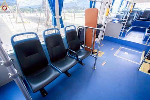 ภาพ No.214522:วันที่ 31 มีนาคม พ.ศ.2568 การทดลองใช้รถ shuttle bus  ขนส่งพระภิกษุ  เพื่องานถวายมหาสังฆทาน วันคุ้มครองโลก