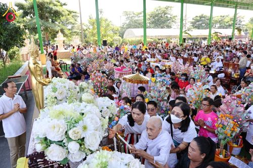 ภาพ No.183699:พิธีทอดกฐิน ณ ที่พักสงฆ์สำนักปฎิบัติธรรมศรีมงคล ต.บางแม่นาง อ.บางใหญ่ จ.นนทบุรี  ในโครงการทอดกฐินสามัคคีทั่วไทย 30,000 วัด บูชาธรรม 80 ปี หลวงพ่อธัมมชโย โดยคณะศิษยานุศิษย์วัดพระธรรมกาย วันที่ 10 พฤศจิกายน พ.ศ. 2567