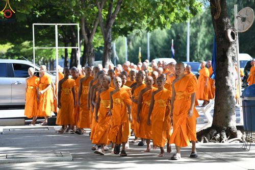 ภาพ No.151119:พิธีบูชาข้าวพระ ในวันอาทิตย์ต้นเดือน วันที่ 1 กันยายน พ.ศ. 2567 ณ สภาธรรมกายสากล วัดพระธรรมกาย